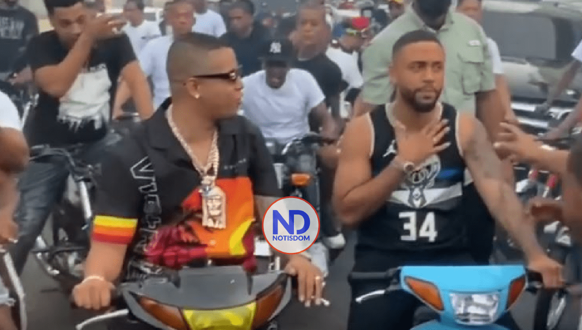 DJ Adoni otra vez! Ahora realiza «teteo» en Los Minas junto a Bulova