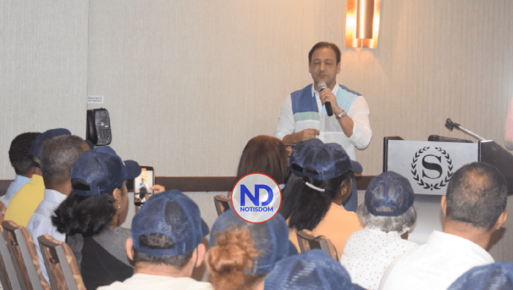 FOTOS ND 2021 08 30T112140.831 Abel Martínez juramenta en NY movimiento MASS que apoya sus aspiraciones presidenciales