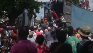 Gobierno investiga asaltos camiones con ayuda humanitaria