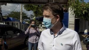 Policía arresta gerente general del perIódico La Prensa