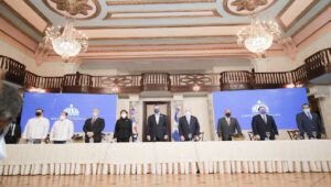 Nueva ley de aduanas castiga el lavado y crea una Procuraduría