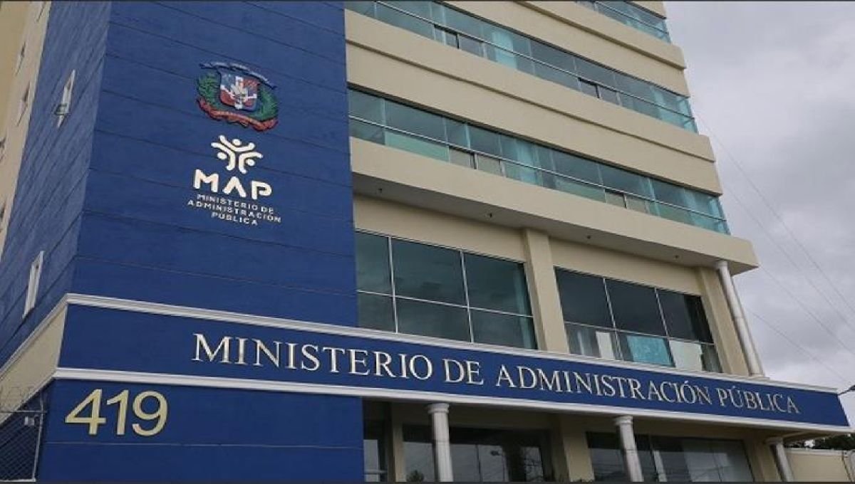 Ordenan a trabajadores sector público volver a laborar de manera presencial