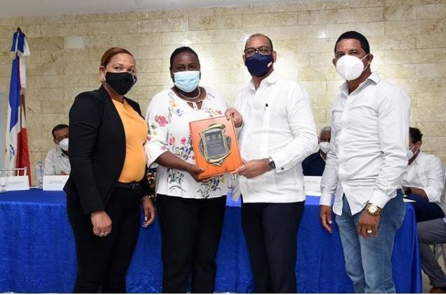 MOPC 2 MOPC busca impulsar el desarrollo económico y social de El Seibo con nuevas obras