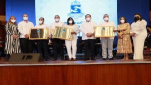 SNS entrega premios a mejor desempeño hospitalario