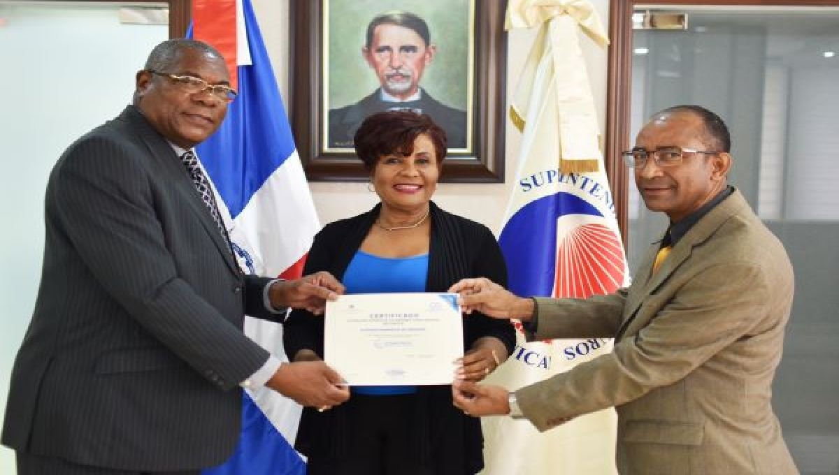 Reconocen Superintendencia de Seguros por normas contables