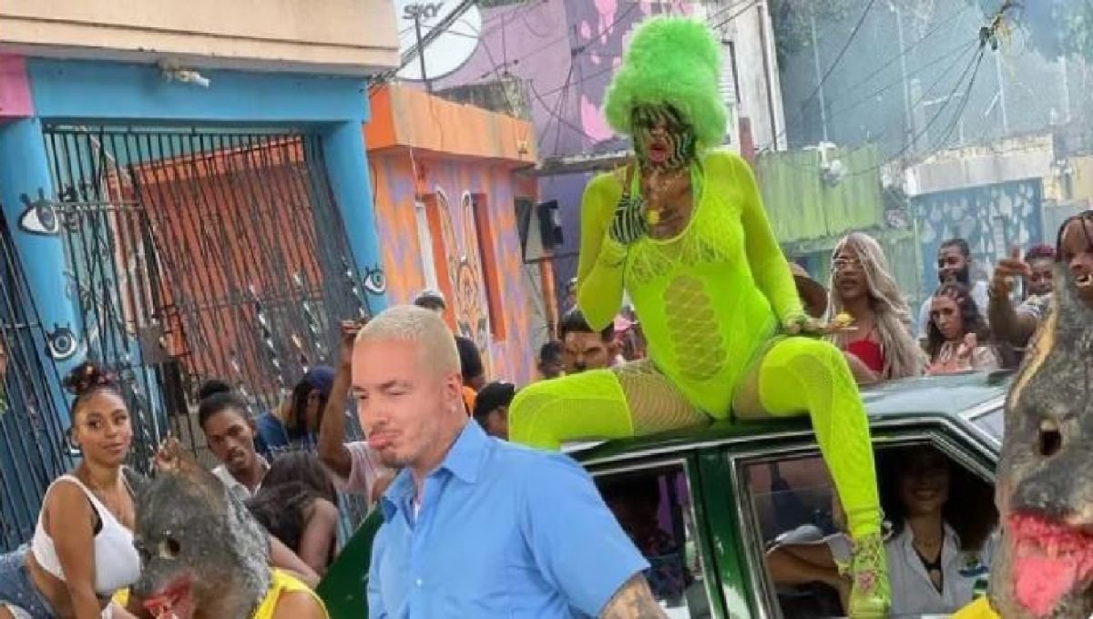 J Balvin graba vídeo musical con Tokisha