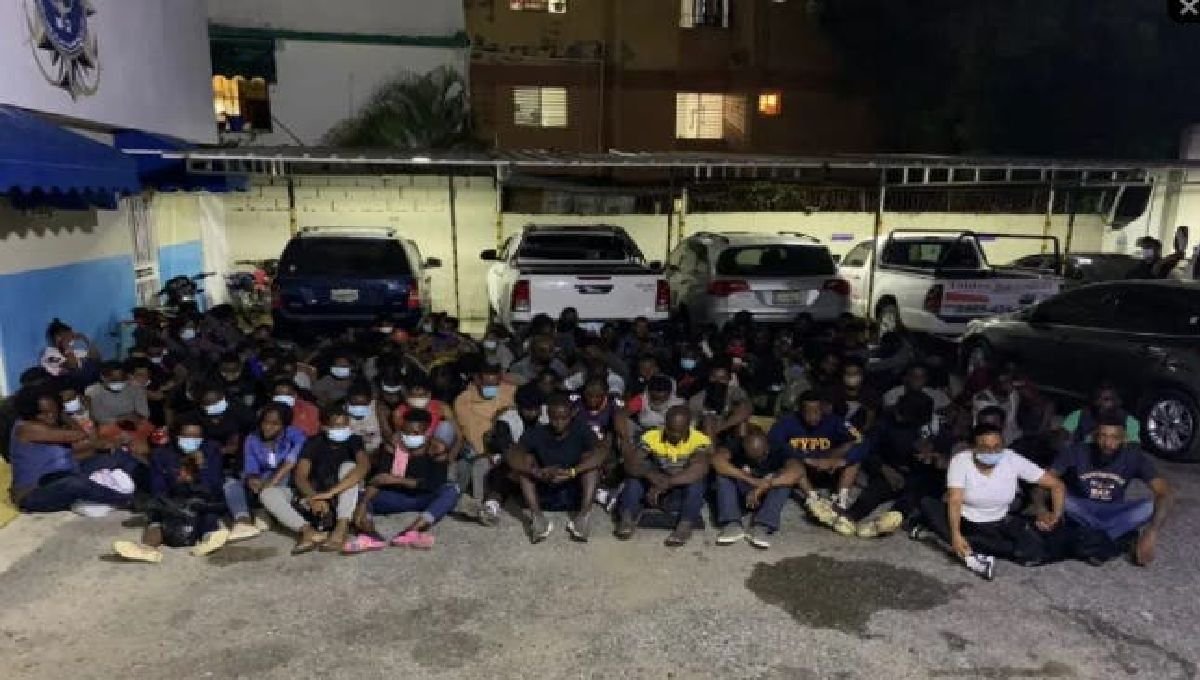 Apresan 97 haitianos se iban en yola para Puerto Rico