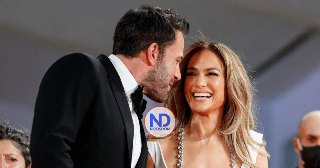 BenLo Venecia 02 Ben Affleck y Jennifer López oficializan su relación en la alfombra roja de Venecia [fotos]
