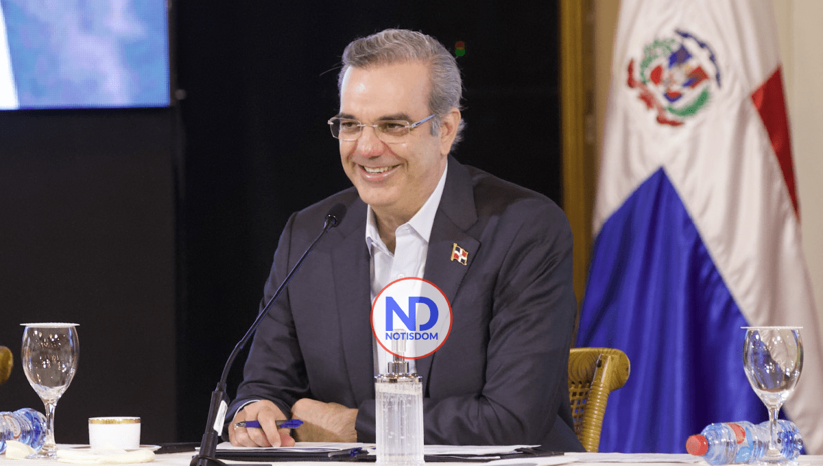 Abinader revela en el pacto fiscal se contempla bajar impuestos y eliminar exenciones