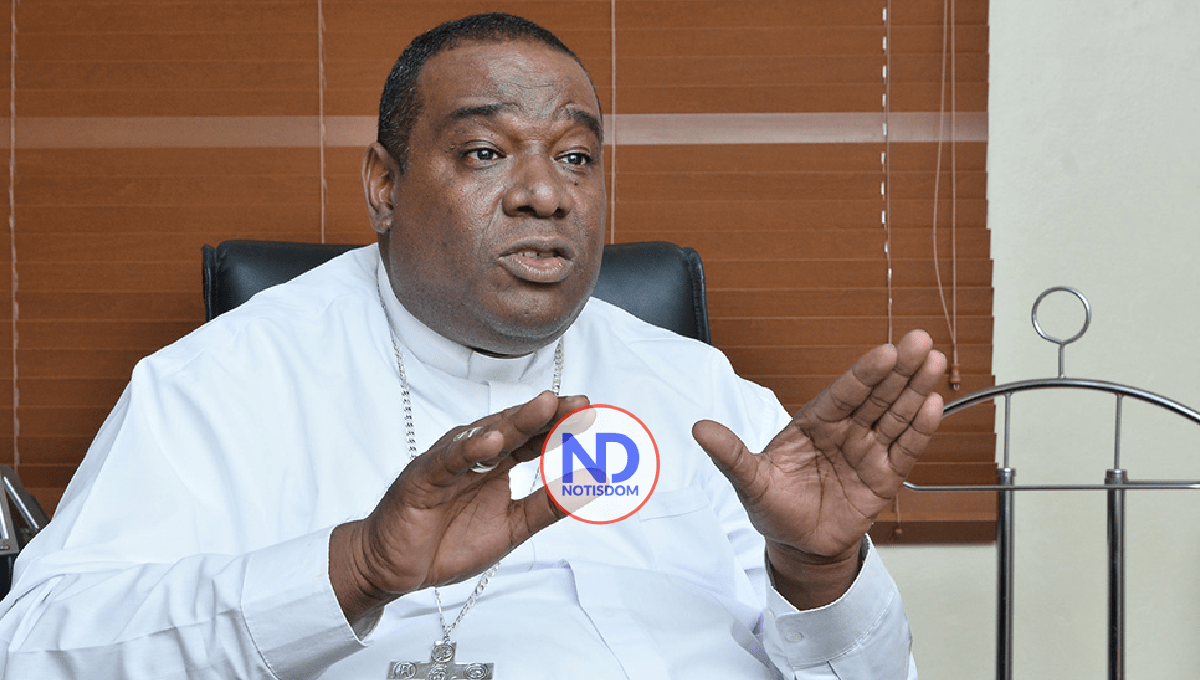 Obispo Castro Marte al liderazgo nacional: "No deben dejar el porvenir de esta Patria a narcos" 2 Obispo Castro Marte al liderazgo nacional: «No deben dejar el porvenir de esta Patria a narcos»