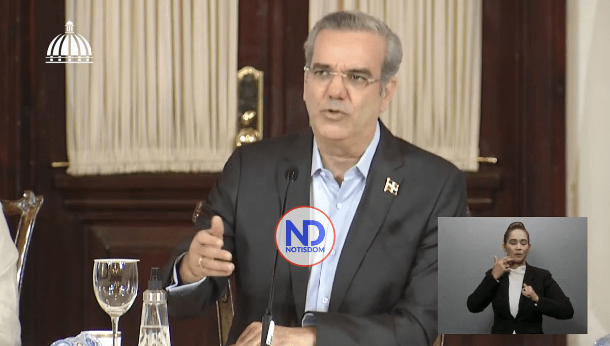 Abinader sobre becas: «La única cuña que tú tienes que tener es buenas calificaciones»