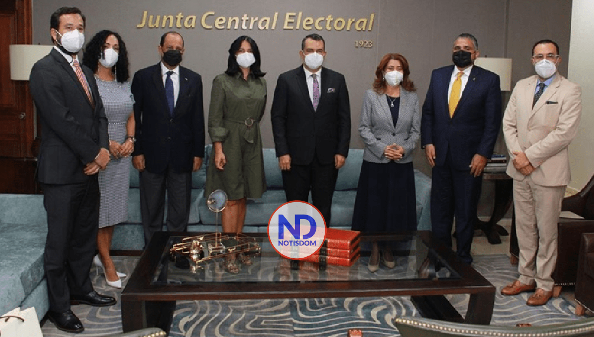 Centro Juan XXIII: Partidos tienen que someterse a Ley de Prevención de Lavado de Activos