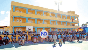 Educación convoca a más de dos millones de estudiantes a clases