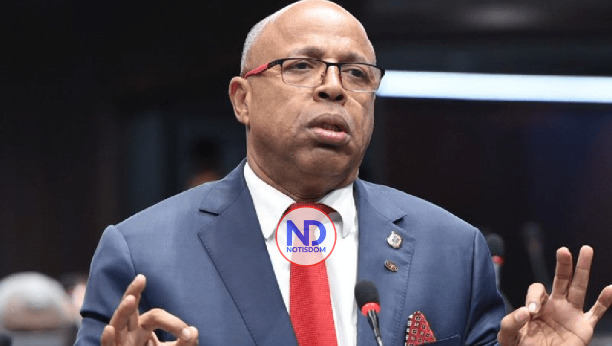 Diputados dejan esperando a Pacheco; levantan sesión de trabajo por "falta de cuórum" 2 Diputados dejan esperando a Pacheco; levantan sesión de trabajo por «falta de cuórum»