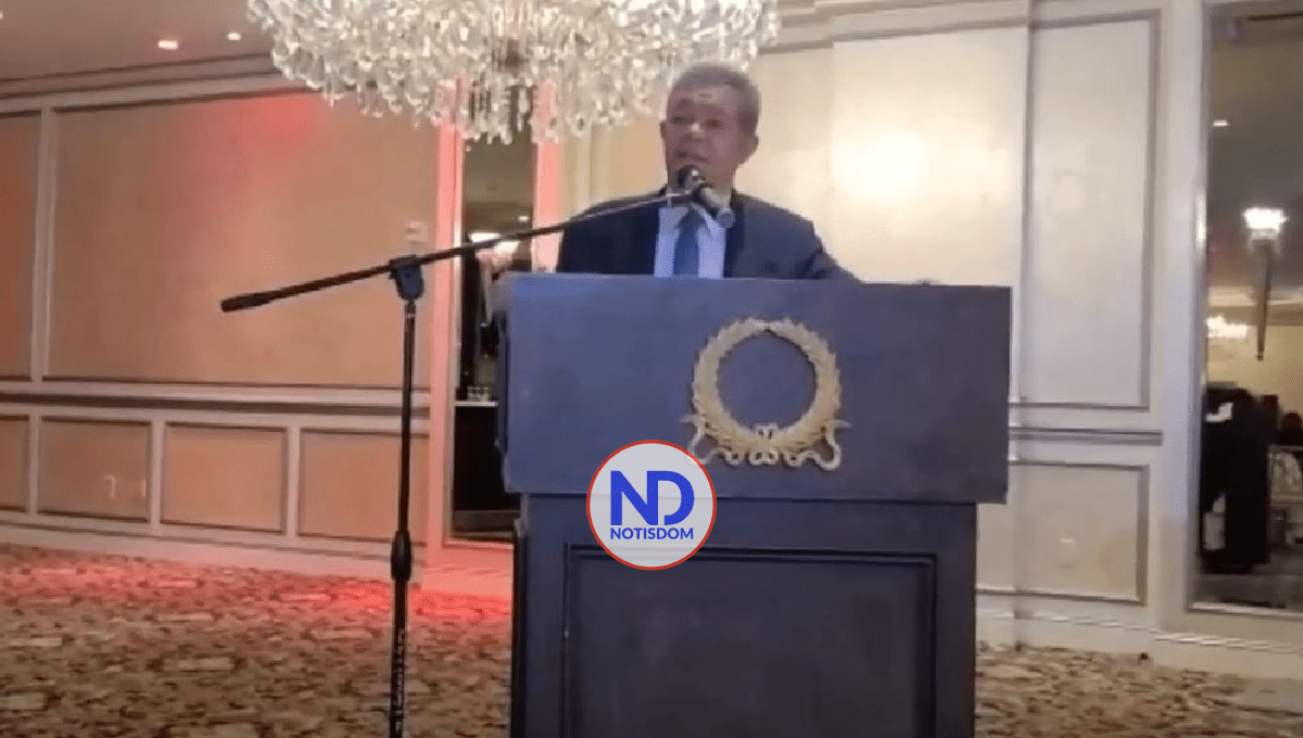 Leonel: "Reforma constitucional no consensuada es una caja de pandora" 2 Leonel: «Reforma constitucional no consensuada es una caja de pandora»