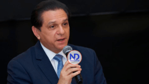 Ministro de Salud advierte riesgo mortal de no vacunarse Covid-19