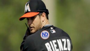 Lanzador Andre Rienzo primer importado se reporta a Gigantes