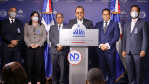 Poder Ejecutivo firma contrato con abogados para recuperación de Patrimonio Público