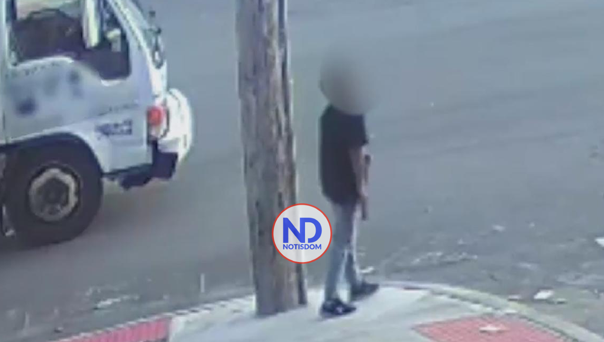 Policía arresta a niño de 13 años por disparar a un compañero en Nueva York 2 Policía arresta a niño de 13 años por disparar a un compañero en Nueva York