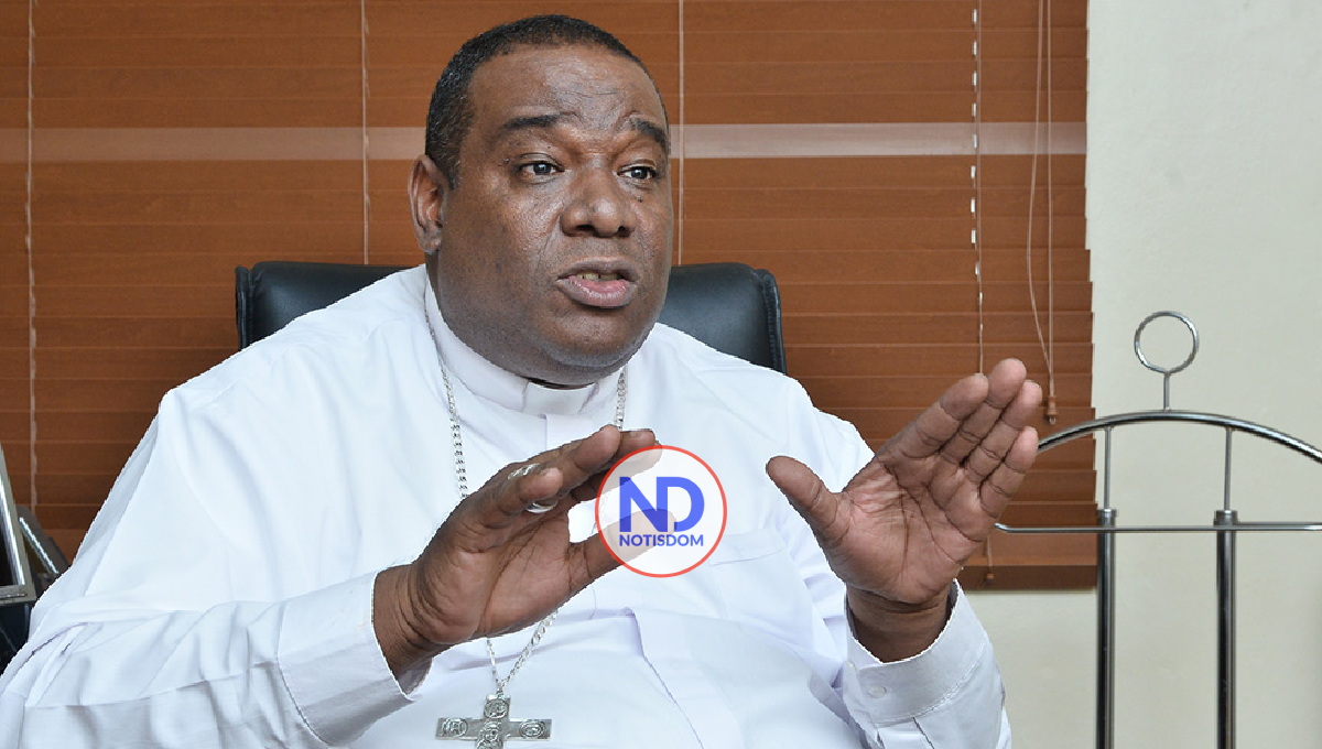 Obispo Castro Marte favorece incauten bienes a personas condenadas por corrupción