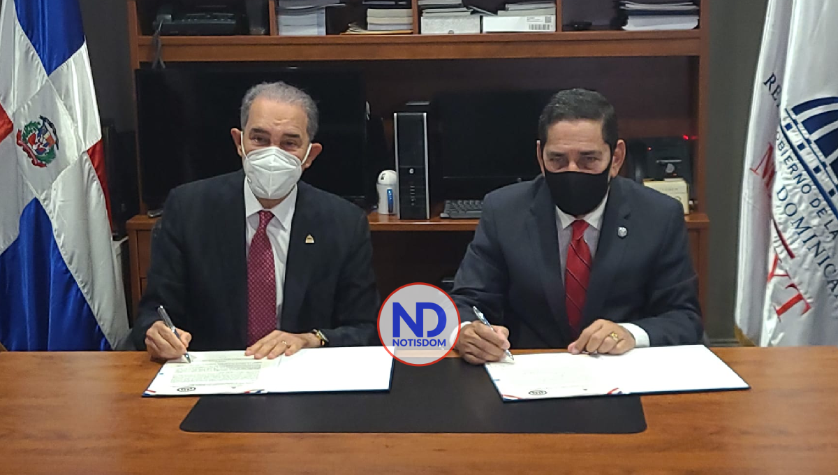 MESCYT y Consulado RD NY acuerdan otorgar becas a dominicanos en área triestatal 2 MESCYT y Consulado RD NY acuerdan otorgar becas a dominicanos en área triestatal