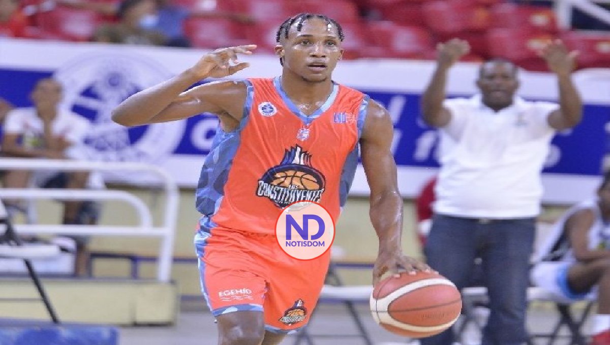 Jassel Pérez, joven talento que dejó el fútbol por el baloncesto