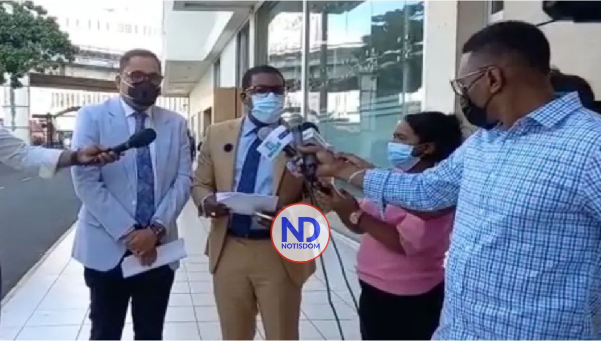 Piden Cámara de Cuentas auditar gestión de Antún en el BNV