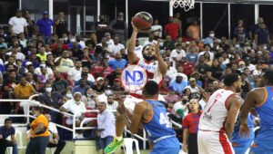 Leones vencen a los Titanes y se coronan campeones de la LNB
