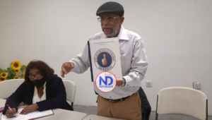 David Williams pide a dirigentes defender el gobierno de Luis Abinader y el PRM