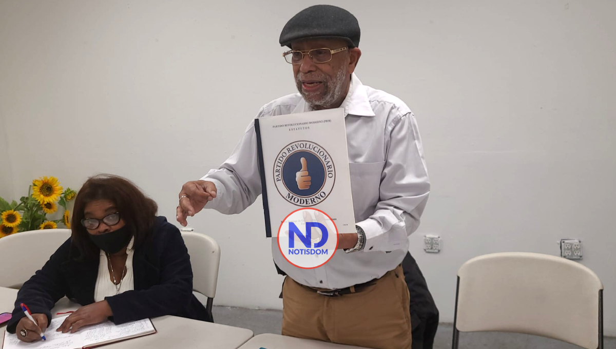 David Williams pide a dirigentes defender el gobierno de Luis Abinader y el PRM