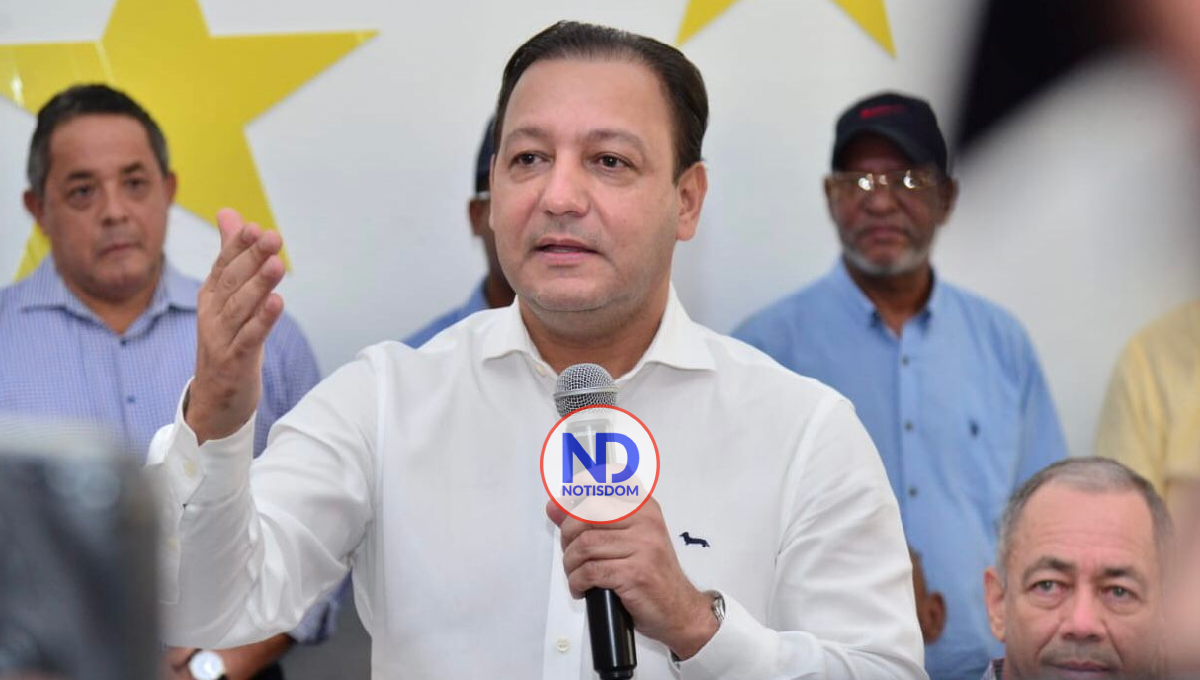 Abel Martínez al Gobierno: «Dejen de estar llamando y chantajeando a los alcaldes del PLD»