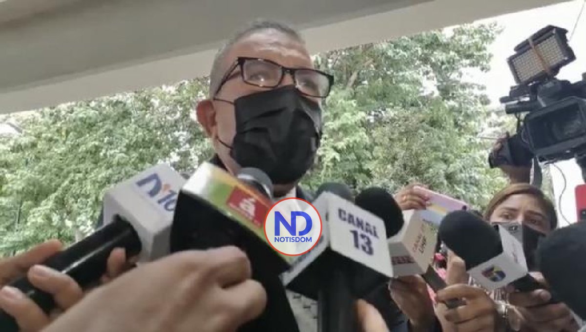 Padre arquitecta Leslie Rosado objeta informe inicial de la PN