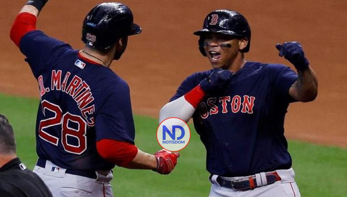 Boston empate serie con jonrones históricos de J.D. y Devers