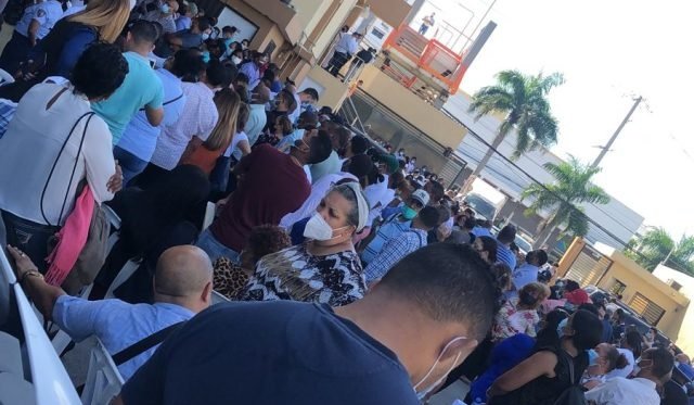 PERSONAS 1 Depositan 40 recursos en contra de licitaciones en el INABIE