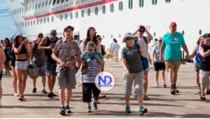 Turistas no tendrán que presentar tarjeta de vacunación para entrar al país