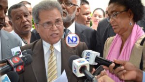 Médicos suspenden paro luego de negociar con ejecutivos ARS