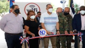 Indotel deja en funcionamiento punto wifi en San Pedro de Macorís