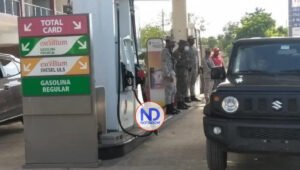 Militares RD retienen vehículos trasegaban gasolina hacia Haití