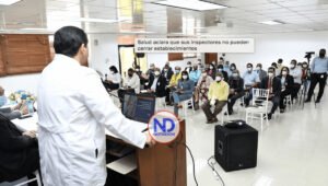 ministro de salud (2)