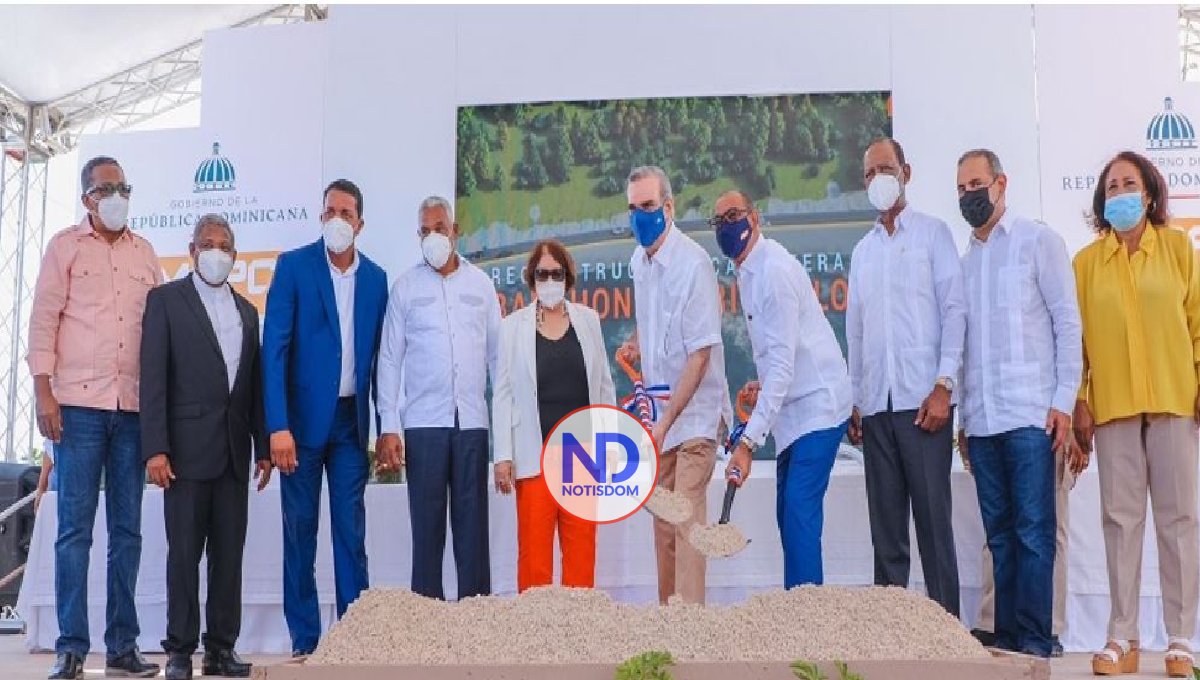 Gobierno invertirá RD$1,500 MM en carretera Barahona-Enriquillo