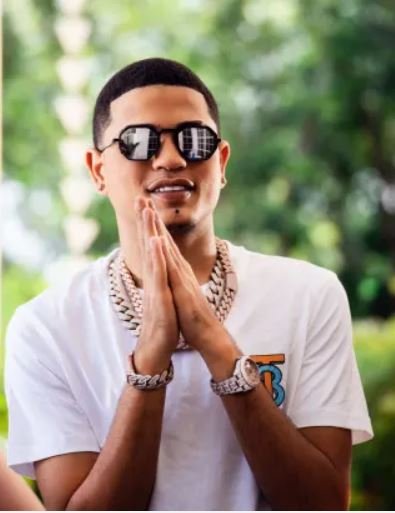 Farruko y Axel Rulay con nuevo concepto bautizado “Bajo Mundo” 3 AXEL RULAY Farruko y Axel Rulay con nuevo concepto bautizado “Bajo Mundo”