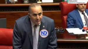 Alexis Victoria Yeb dice empresa suya ganó licitación en pasado gobierno