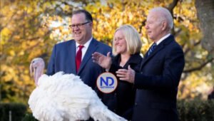 Biden perdona a dos pavos antes de Acción de Gracias fiel a la tradición