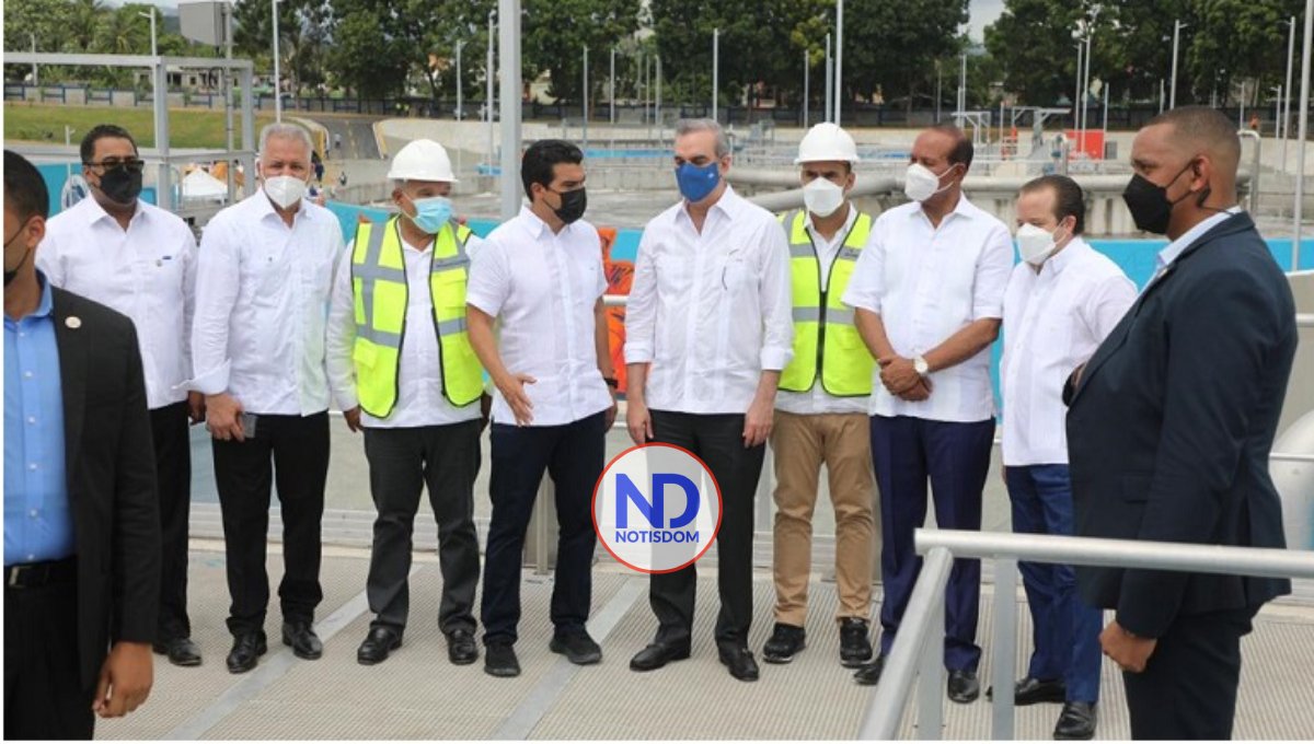 SC: Presidente entrega planta de tratamiento de aguas residuales