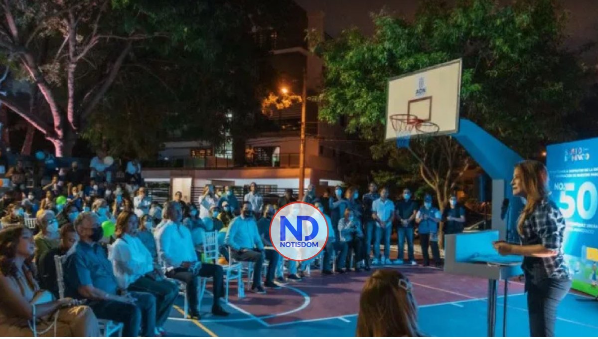 Inauguran parque Camila Henríquez Ureña en el sector Los Maestros