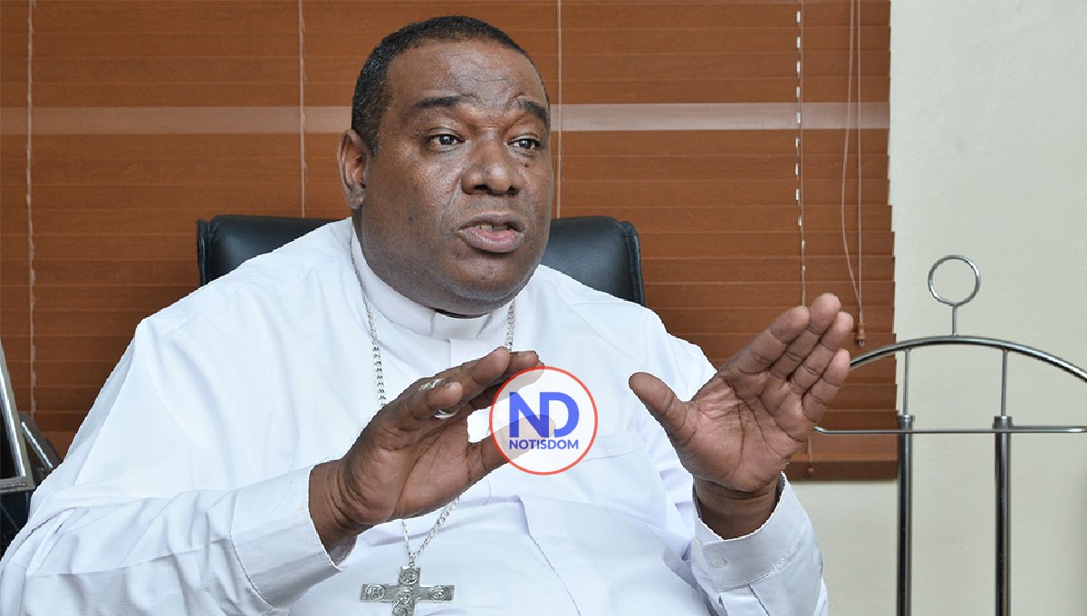 Obispo niega RD maltrate a los haitianos; apoya deportaciones