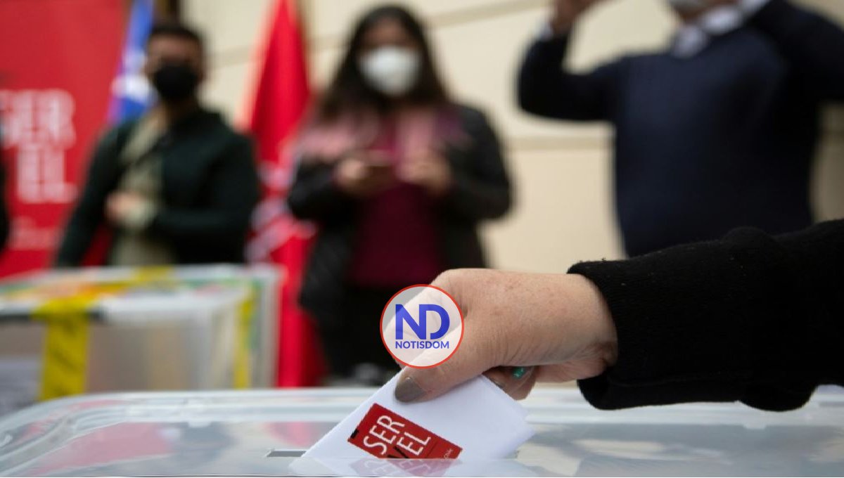 Chilenos acuden hoy a las urnas para elegir a un nuevo presidente