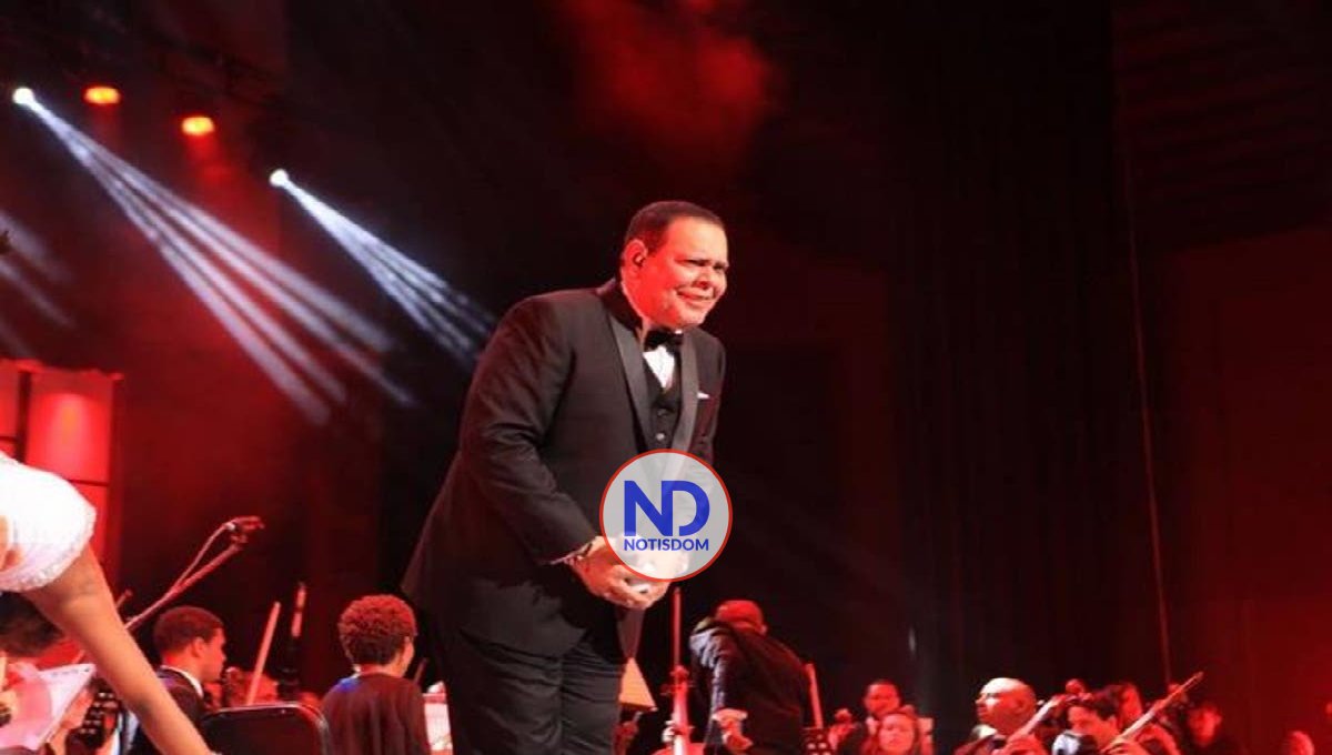 Fernando Villalona en concierto memorable en el Teatro Nacional