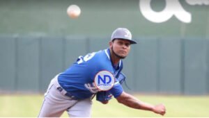 Ervin Santana se prepara ya en la Liga Paralela