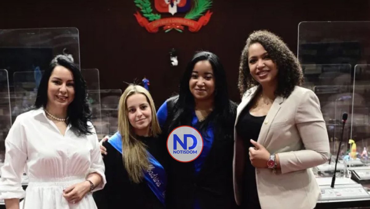 La madrina de los Tigres del Licey fue diputada por un día